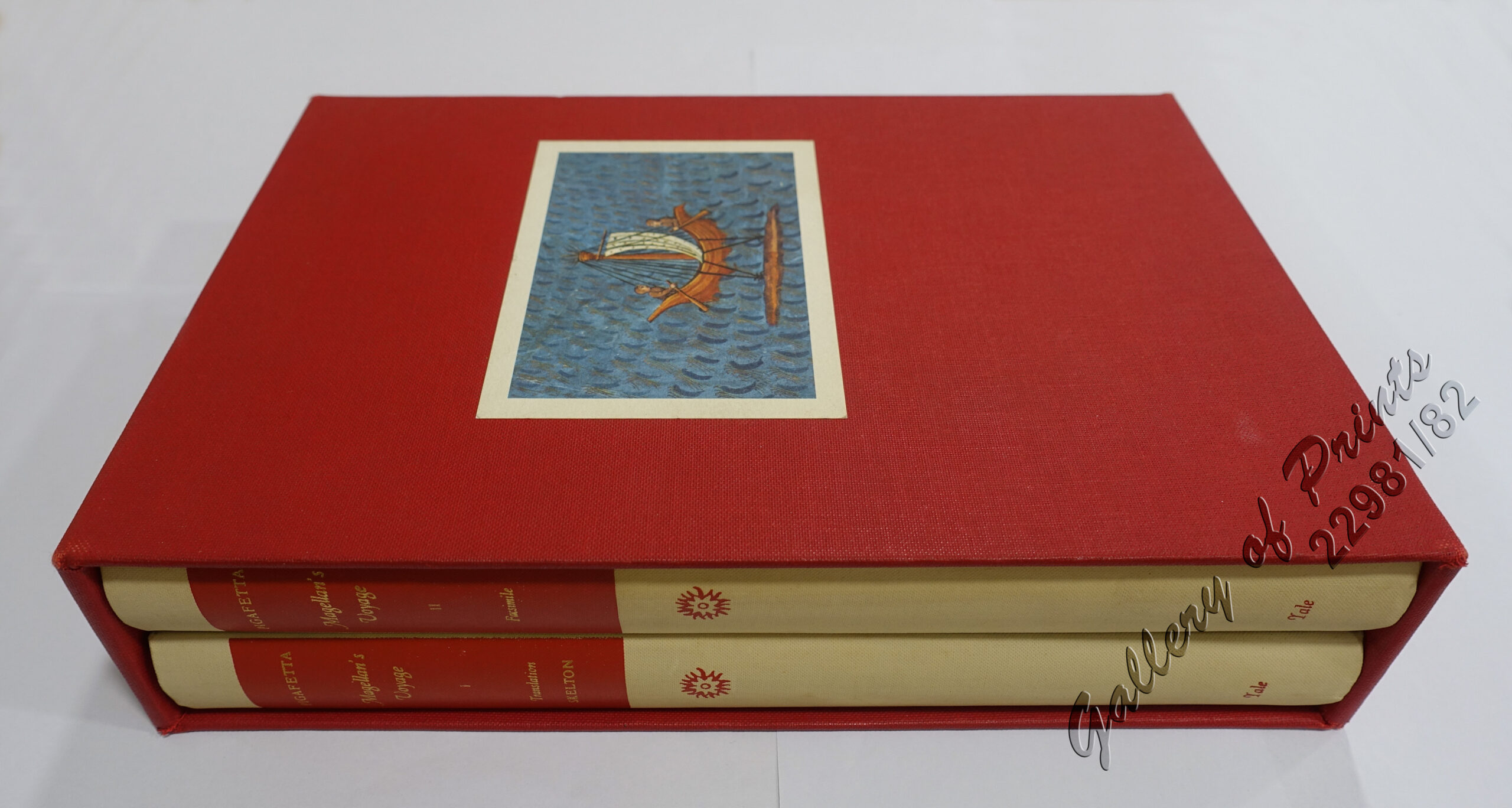 Magellan's Voyage: A Narrative Account of the First Circumnavigation. Vol. 1: Translated and edited by R. A. Skelton from the Manuscript. Vol. 2: A Facsimile of the Manuscript. - Image 2